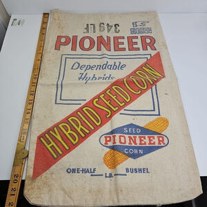 Vintage Pioneer Dependable Hybrid Seed Corn Cloth Bag 1960’s Advertisement Logo